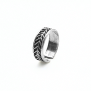 Modern Edge Toe Rings FREE Size / 4.56 g