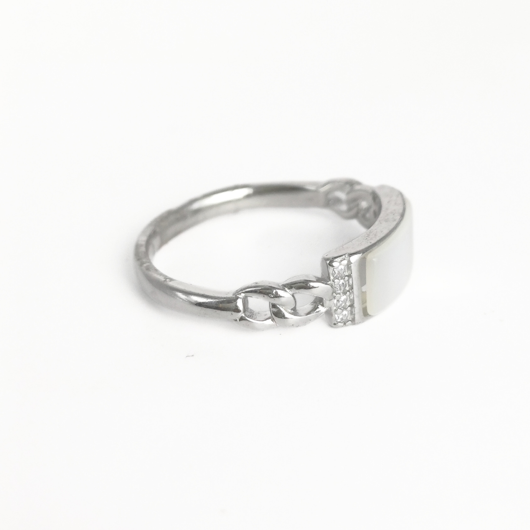Moonstone Path Ring 14 mm / 2.18 g