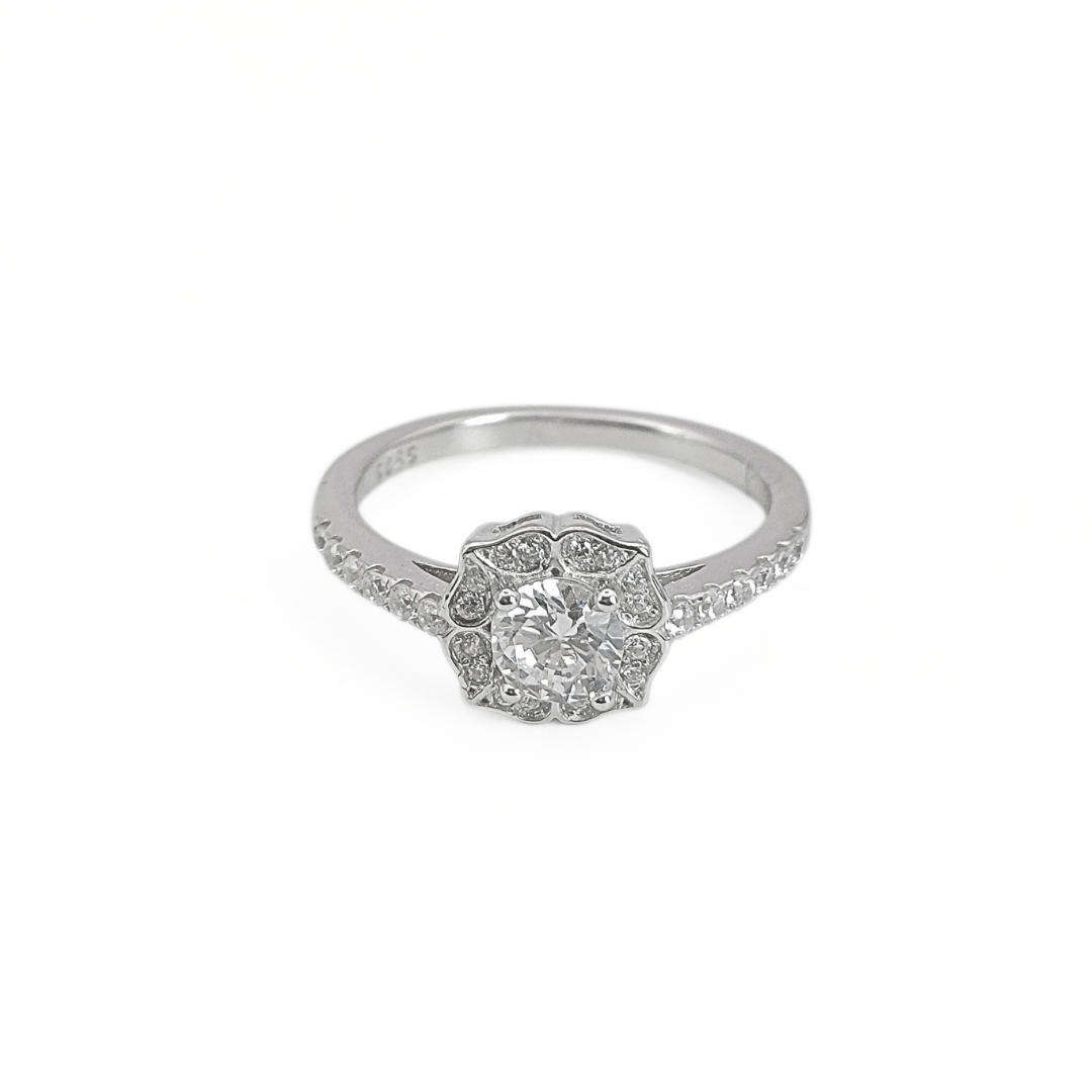 Petal Halo Ring 15 mm / 2.8 g