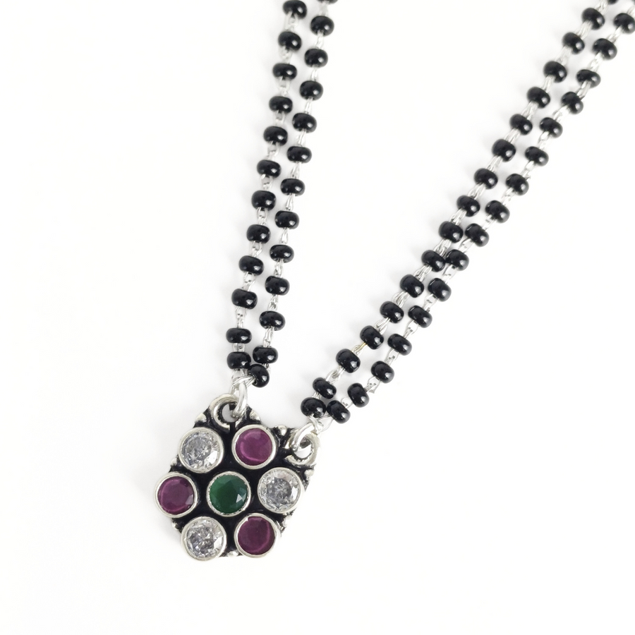 Radiant Bloom Mangalsutra 18 inches / 9.88 g