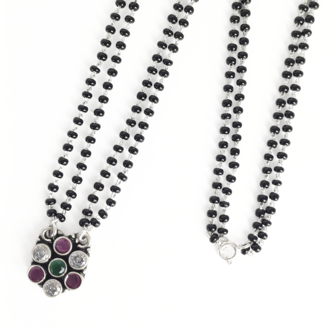Radiant Bloom Mangalsutra 18 inches / 9.88 g