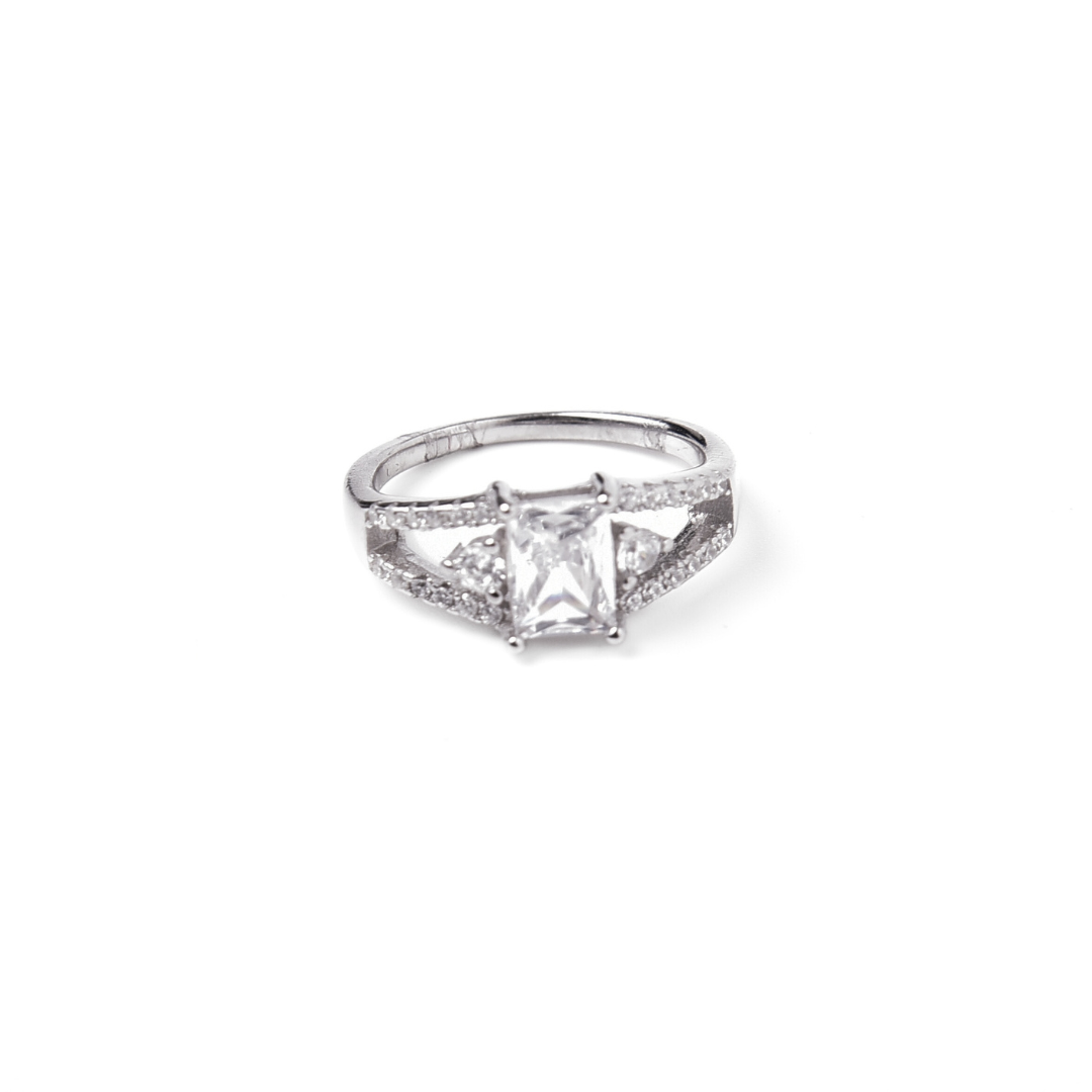 Radiant Edge Ring 12 mm / 3.06 g