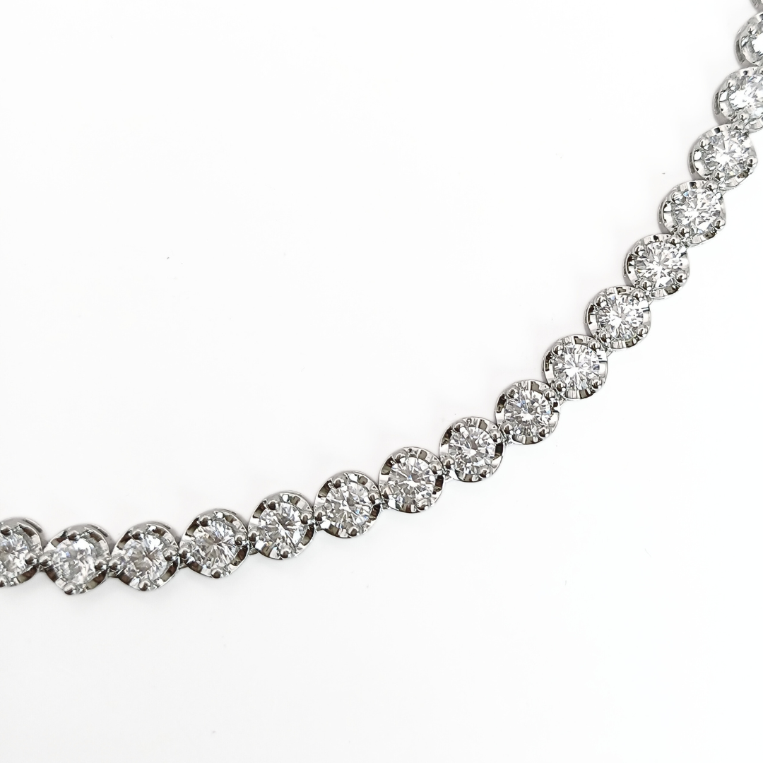 Radiant Halo Necklace 32.32 g