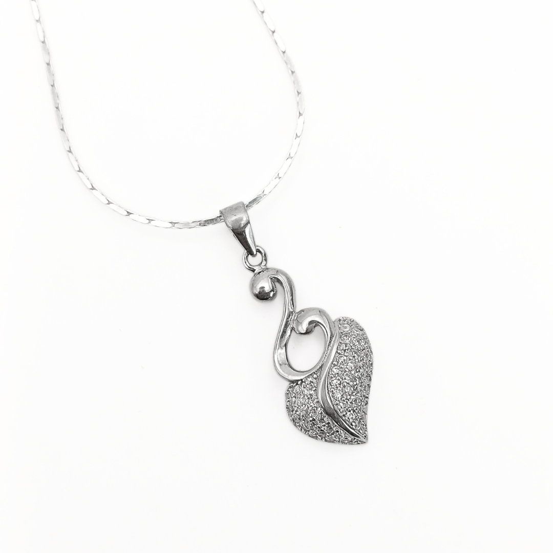 Rhythmic Heart Pendant 1.97 g