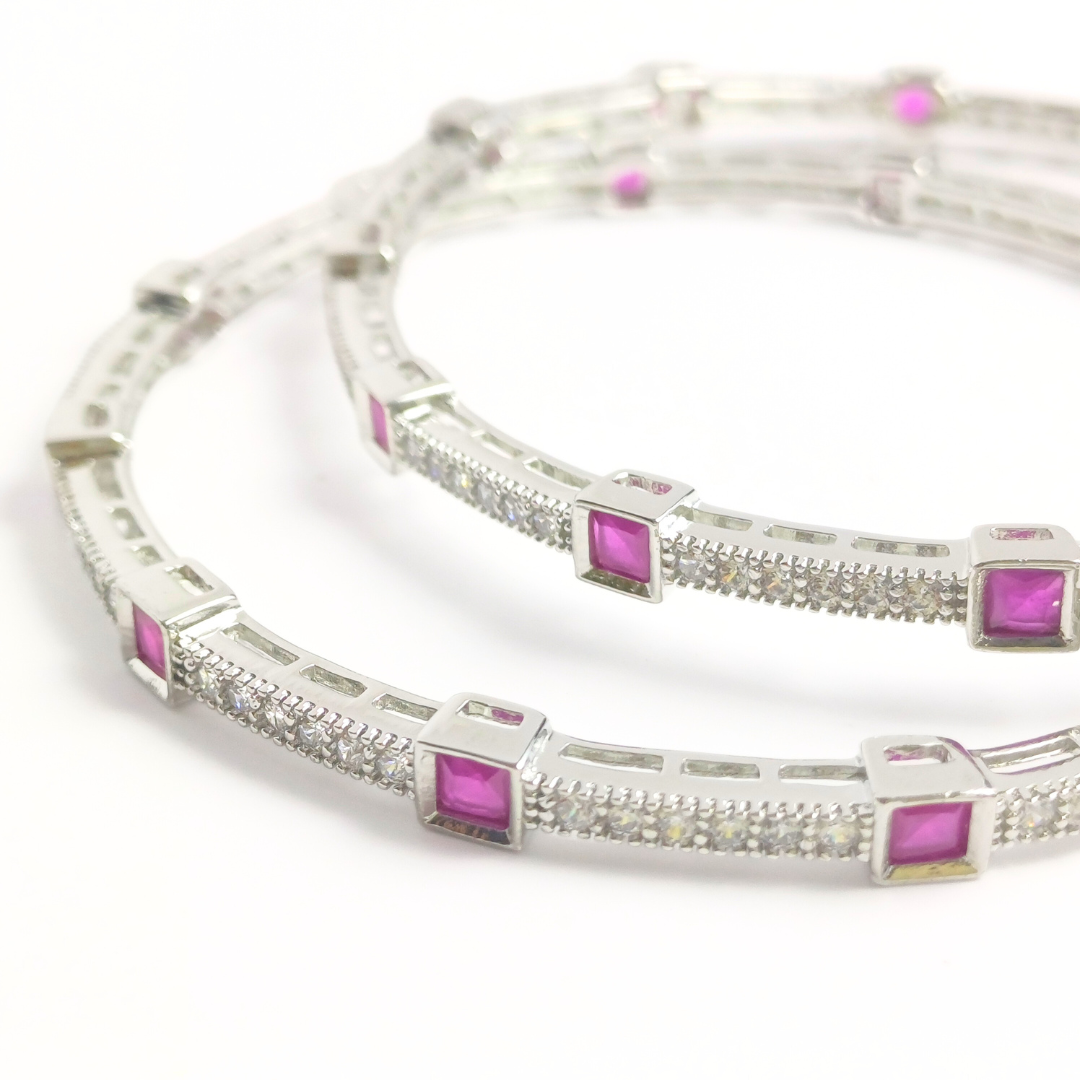 Ruby Glow Bangles 66 mm / 24.21 g