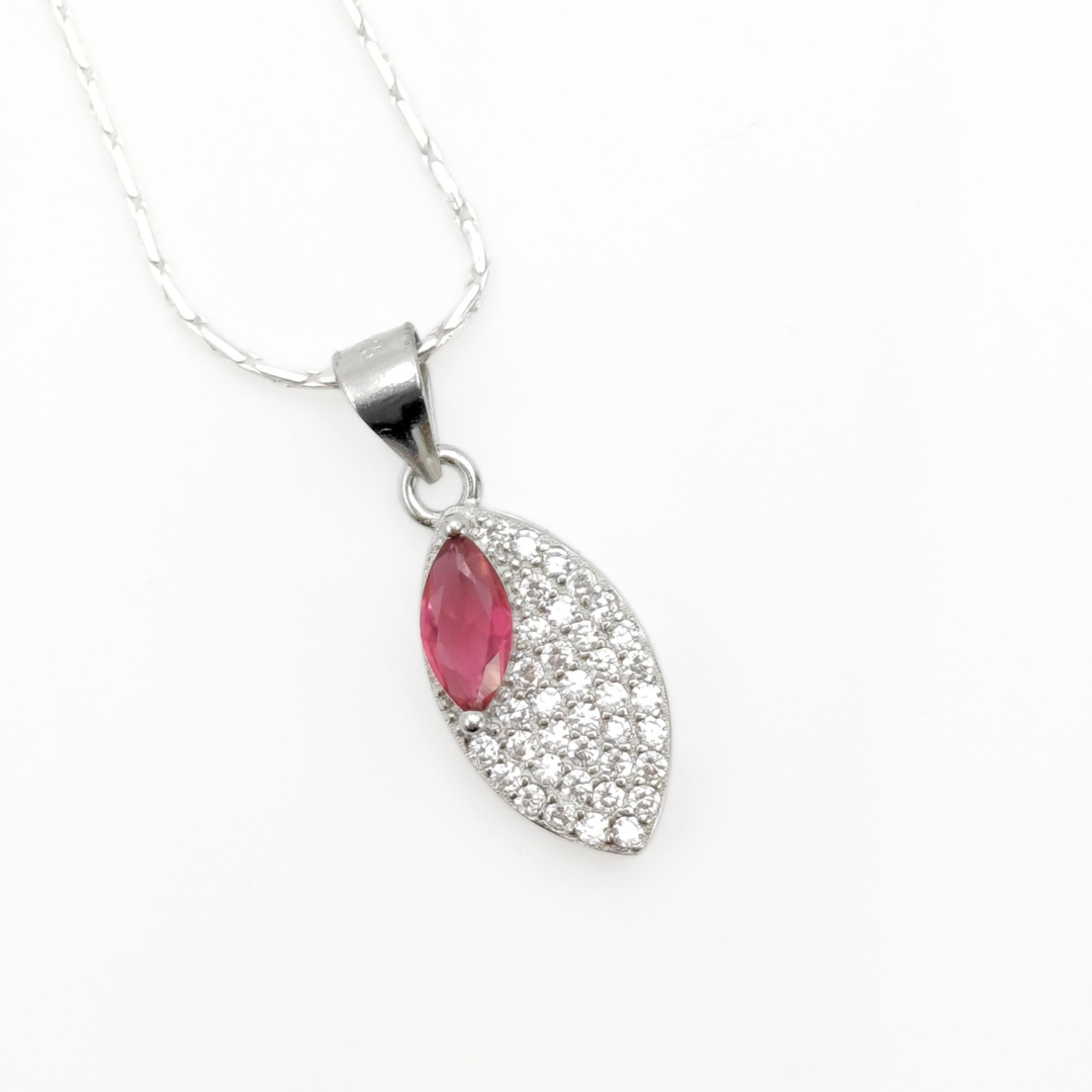 Ruby Leaf Sparkle Set 4.12 g