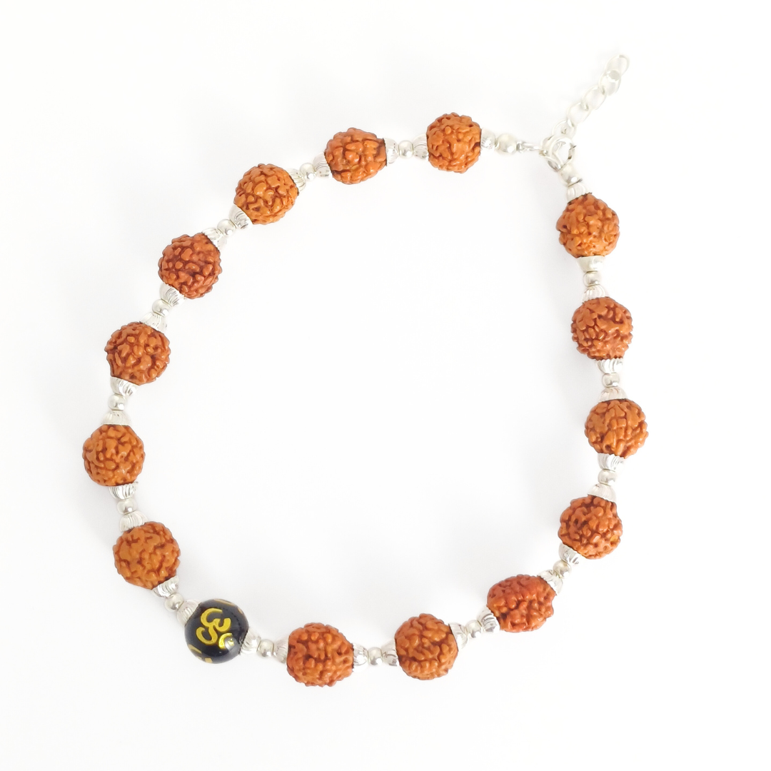 Rudraksh Om Bracelet Adjustable / 5.97 g
