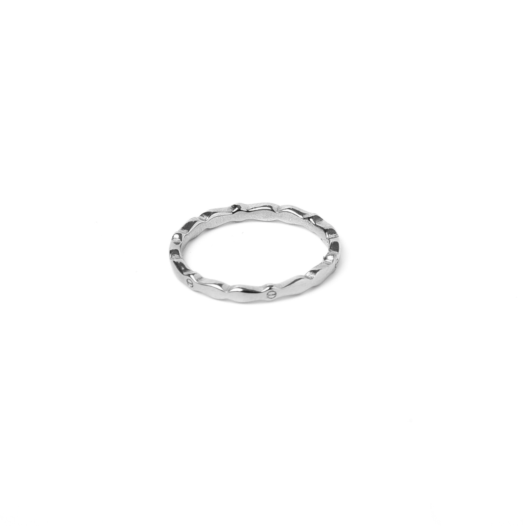 Serene Ripple Ring 12 mm / 1.36 g