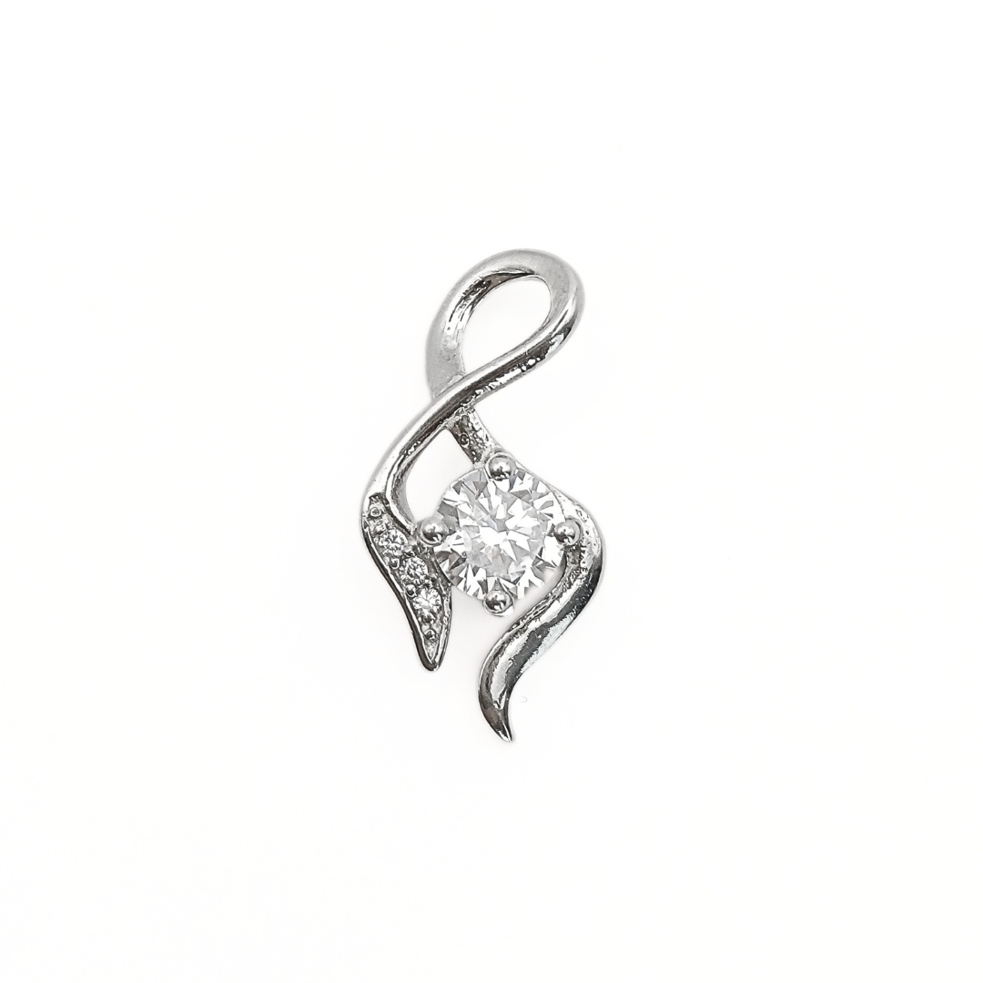 Serene Swirl Pendant Free Size