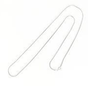 Serpentine Gleam Chain 23 inches / 14.99 g