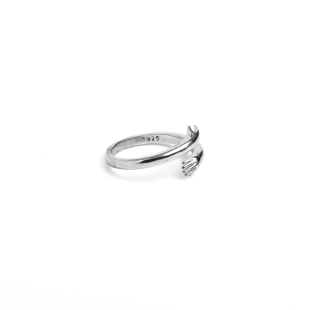 Soul Hug Ring Free Size / 2.91 g