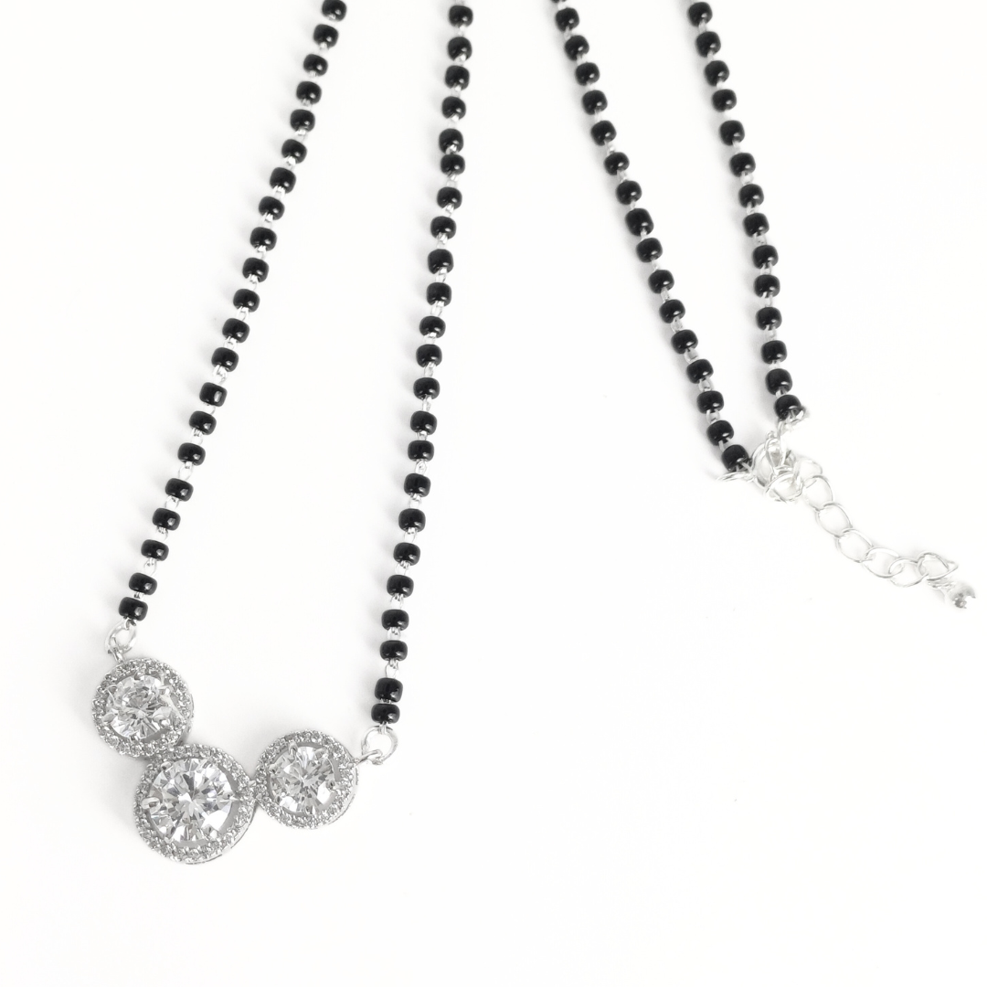 Stone Story Mangalsutra 18 inches / 7.35 g