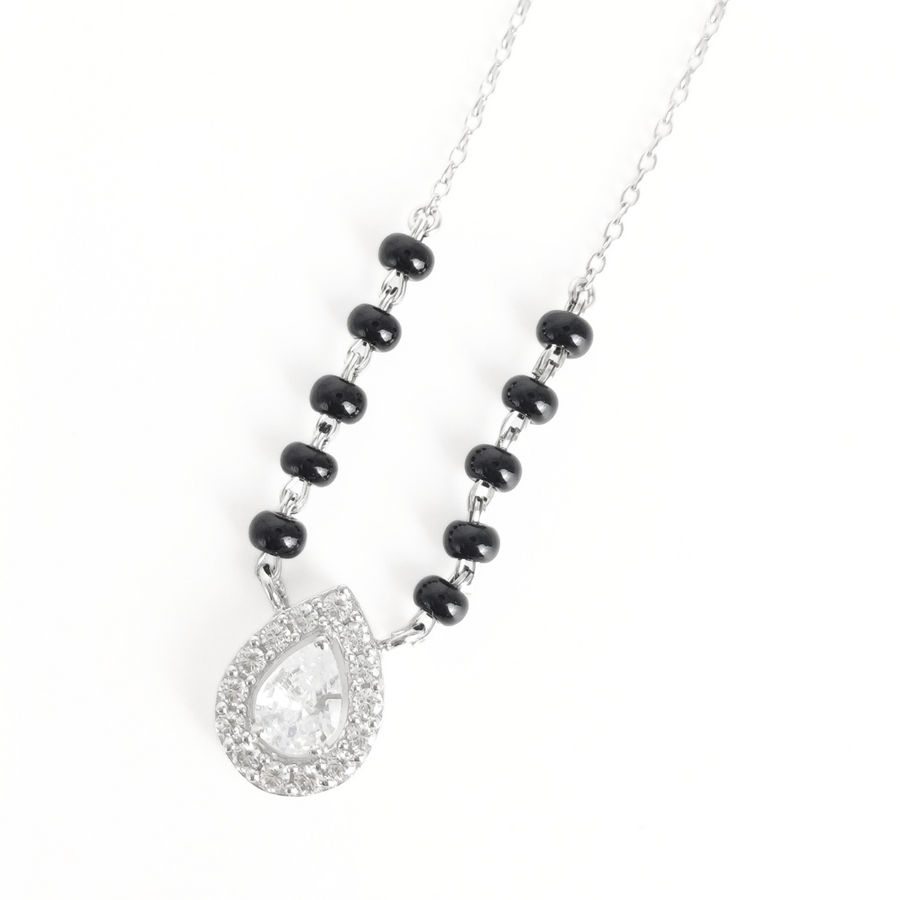 Teardrop Elegance Mangalsutra 18 inches - Adjustable / 3.39 g