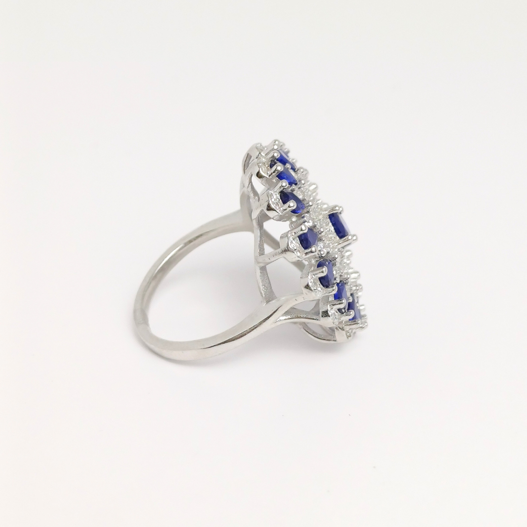 Teardrop Petal Ring 18 mm / 8.78 g