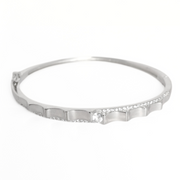 The Arched Aurora Kada OPENABLE