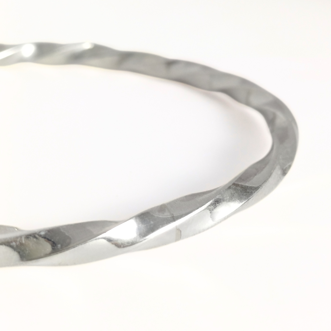 The Infinite Twist Kada 54 mm / 14.32 g