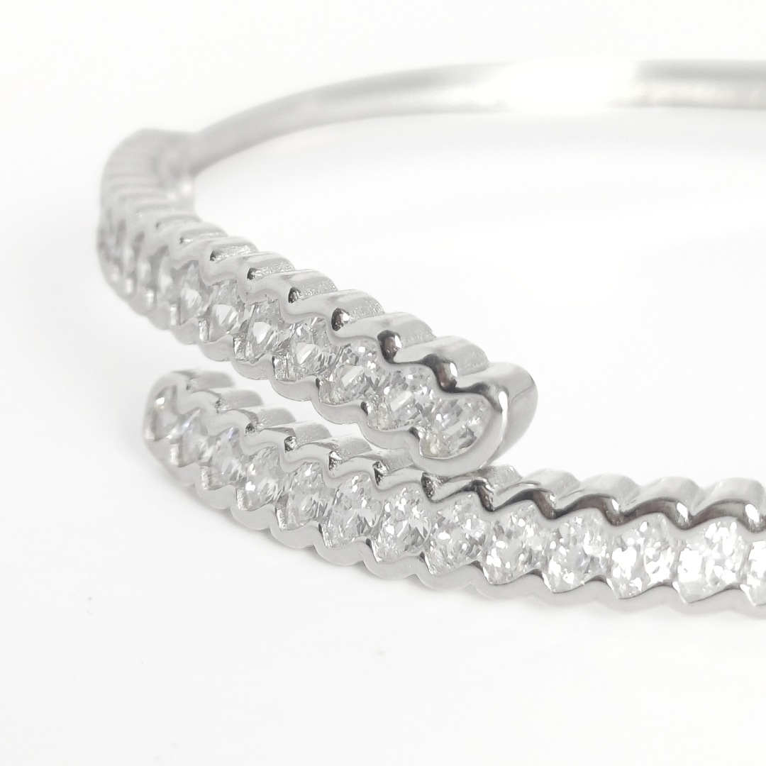 The Serpentine Sparkle Kada OPENABLE / 12.89 g