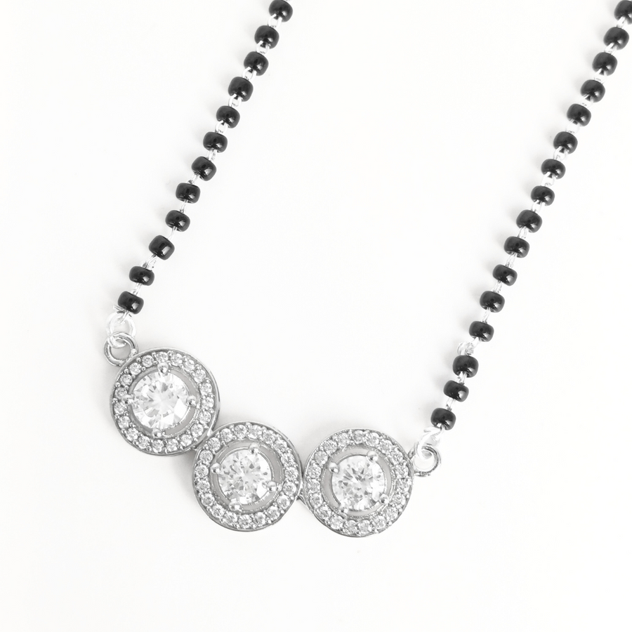 Three's a Charm Mangalsutra 18 inches / 7.79 g