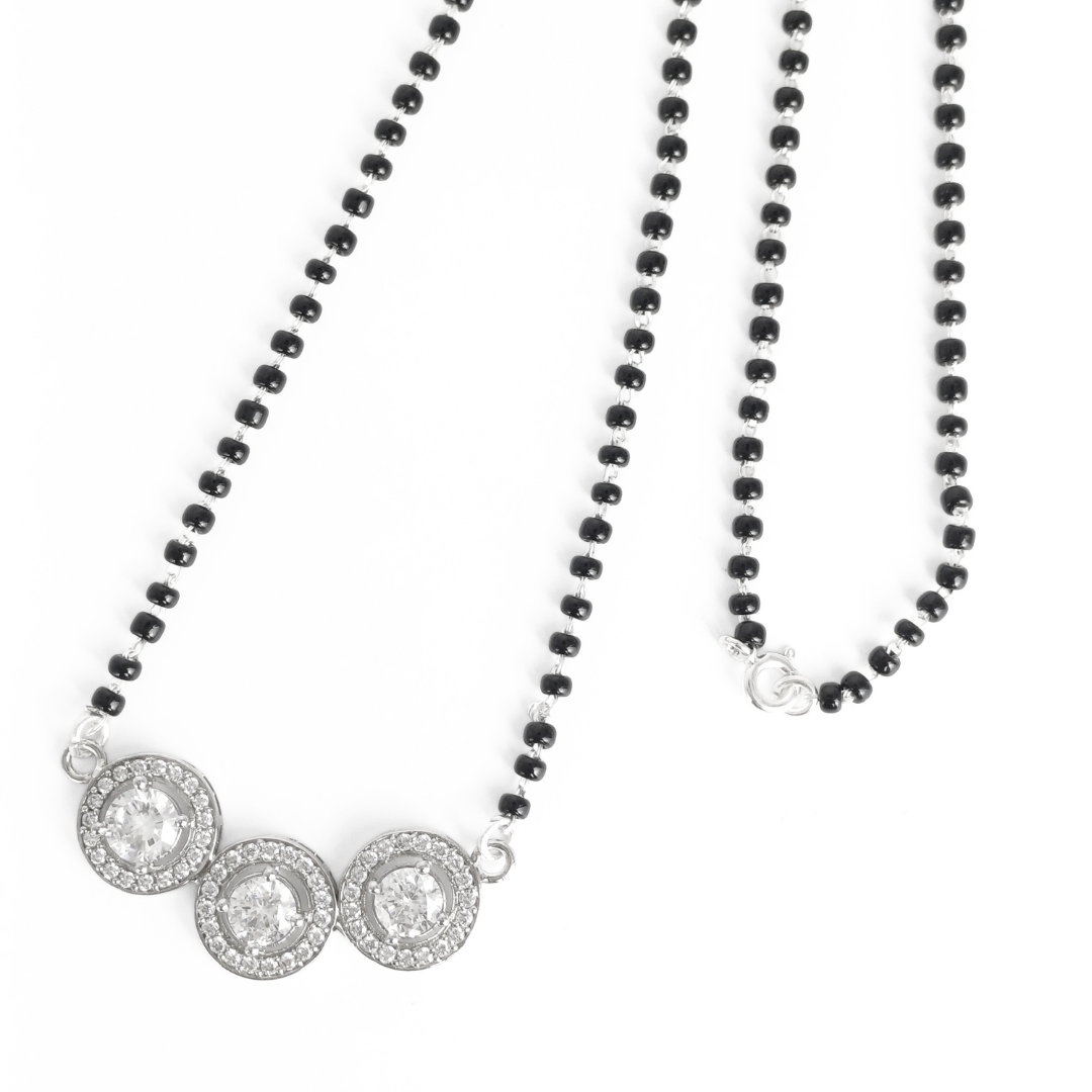 Three's a Charm Mangalsutra 18 inches / 7.79 g