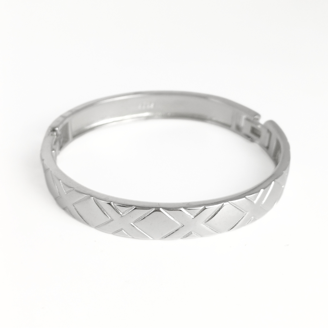 Tiny Tiles Baby Bangle 28 mm