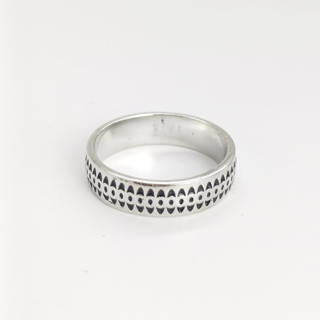 Tribal Tune Ring 19 mm / 3.99 g