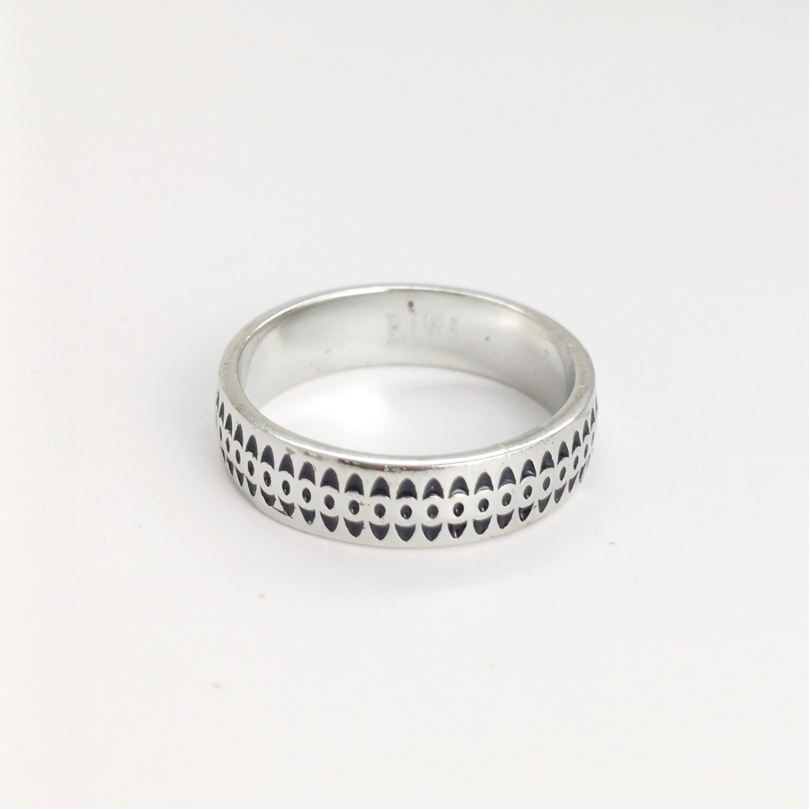 Tribal Tune Ring 19 mm / 3.99 g