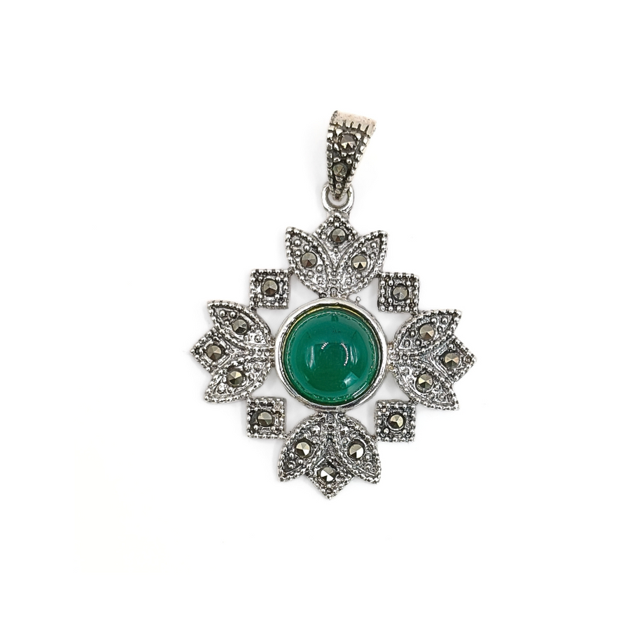 Verdant Blossom Pendant Free Size