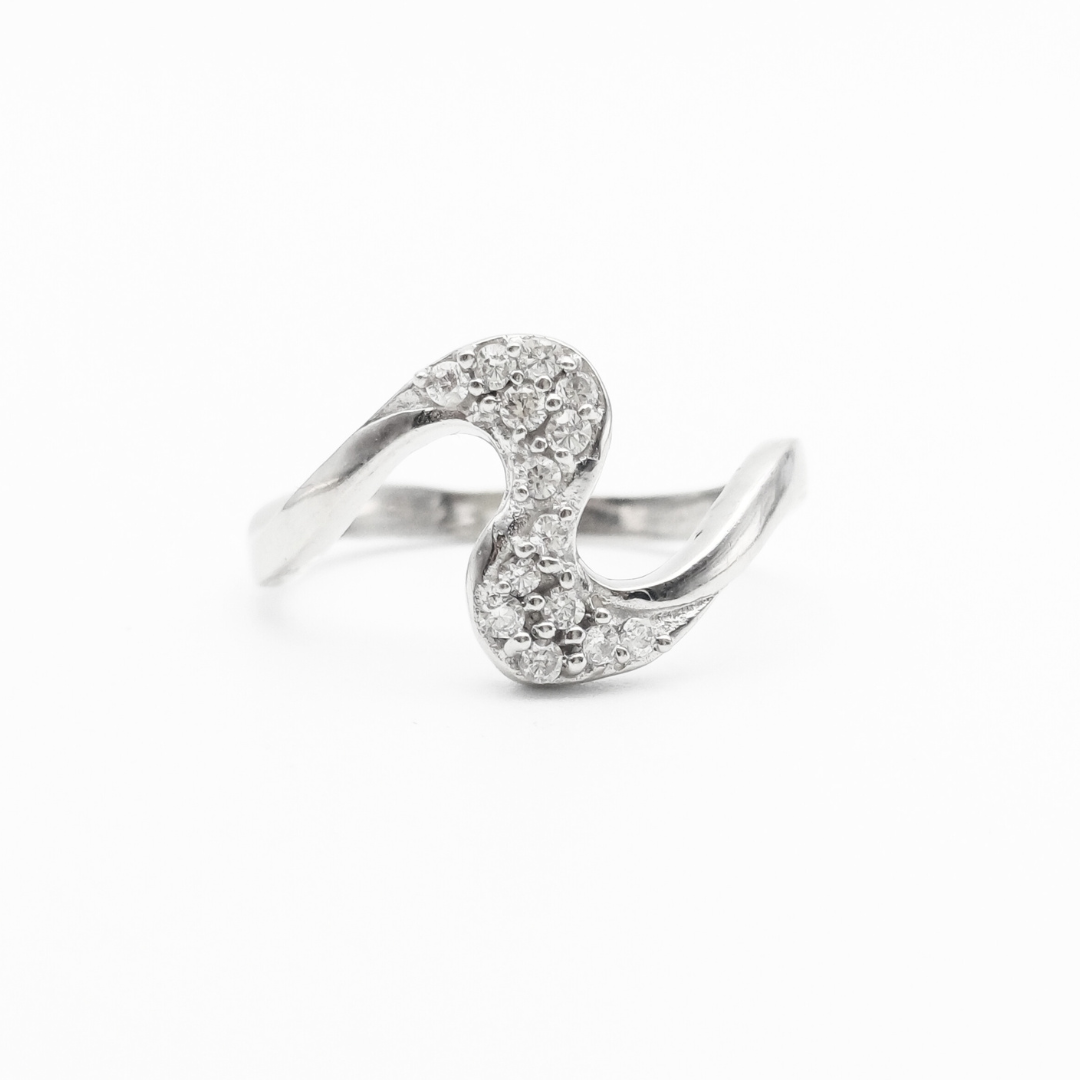 Wave Whisper Ring 12 mm / 1.85 g