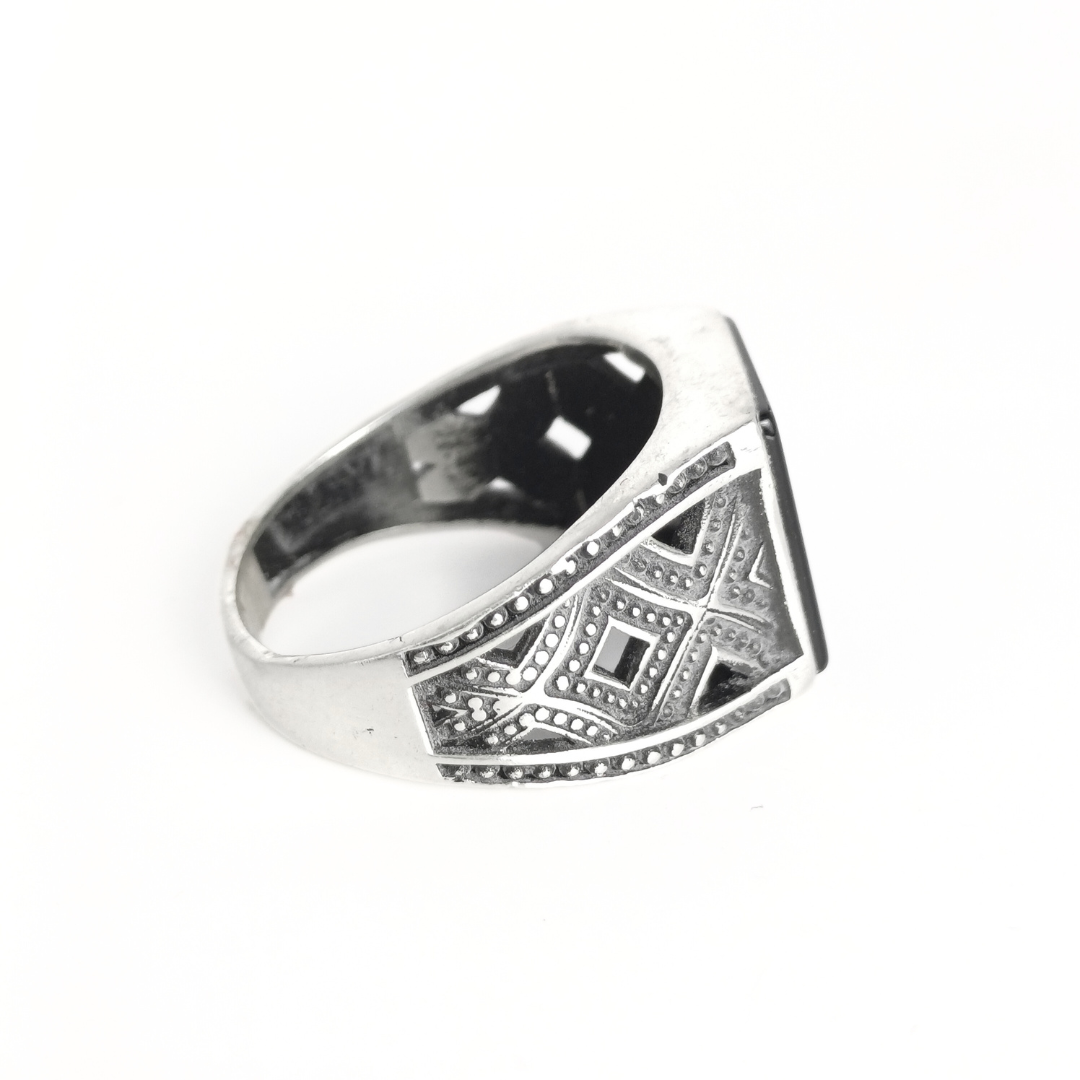 Woven Onyx Ring 20 mm / 5.72 g
