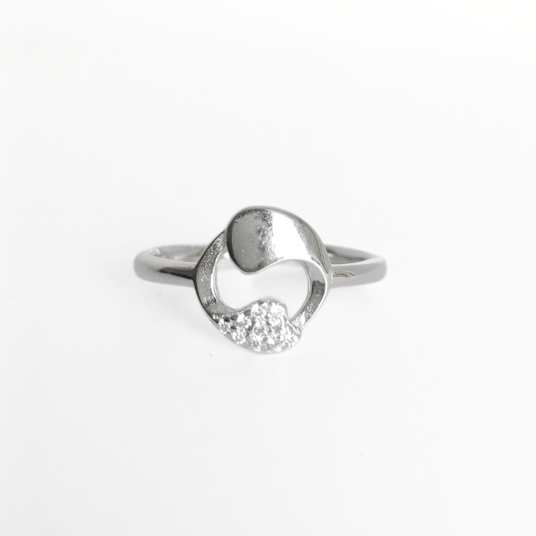 Yin Yang Spark Ring 9 mm / 1.8 g